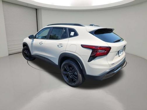 White Sands 2026 Chevrolet Trax ACTIV
