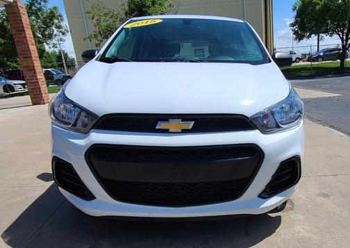 Photo 2 of 32 of 2018 Chevrolet Spark LS