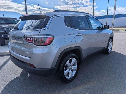 2022 Jeep Compass Latitude