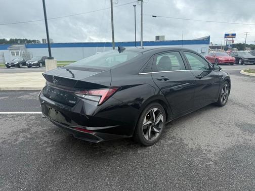 2021 Hyundai ELANTRA HEV Limited