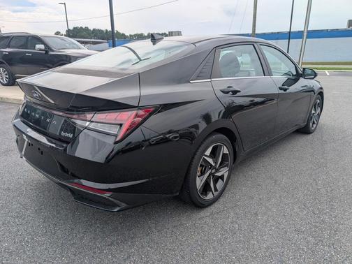 2021 Hyundai ELANTRA HEV Limited