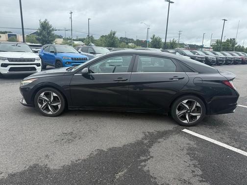 2021 Hyundai ELANTRA HEV Limited