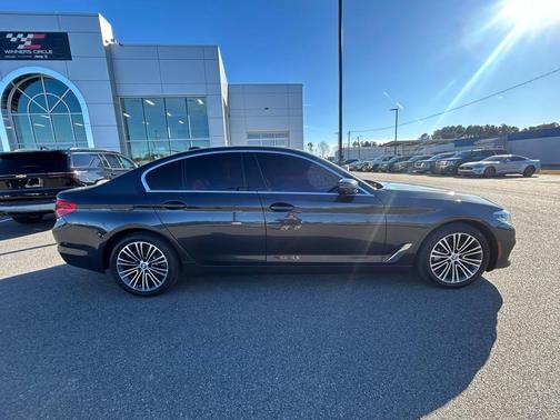 2019 BMW 530 i xDrive