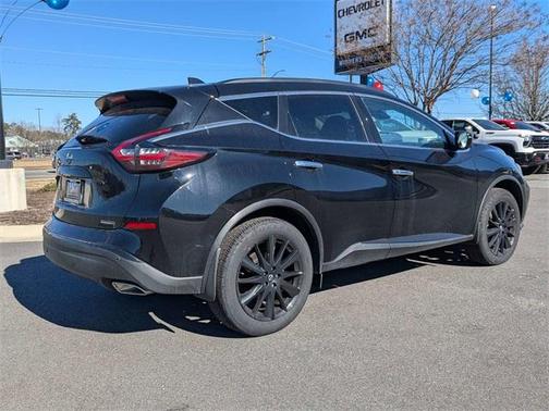 2024 Nissan Murano SV