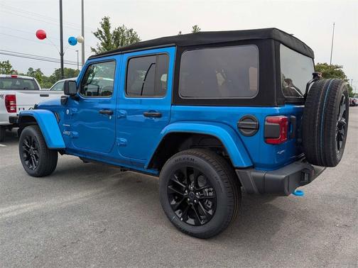 2024 Jeep Wrangler 4xe Sahara