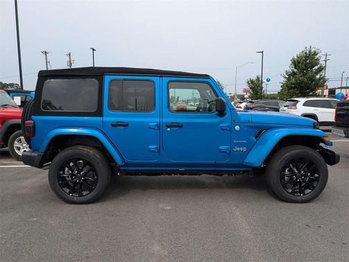 2024 Jeep Wrangler 4xe Sahara