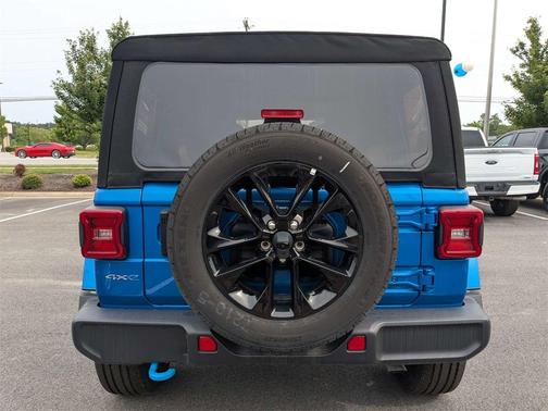 2024 Jeep Wrangler 4xe Sahara