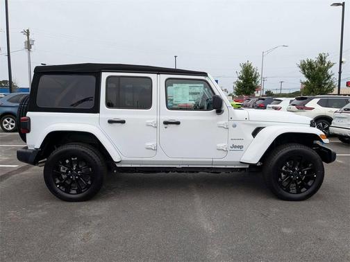 2024 Jeep Wrangler 4xe Sahara