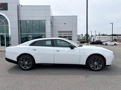 Bright White Clearcoat 2026 Dodge Charger R/T