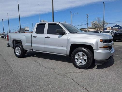 2017 Chevrolet Silverado 1500 Custom