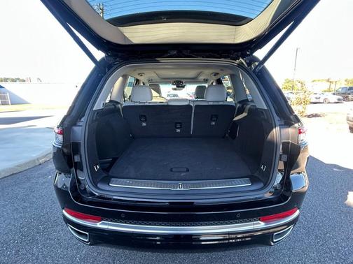 2023 Jeep Grand Cherokee Summit