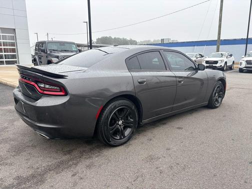 2020 Dodge Charger SXT