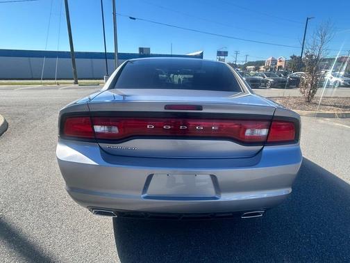 2014 Dodge Charger SE