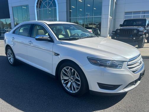 2016 Ford Taurus Limited
