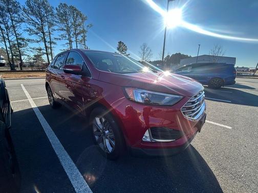 2024 Ford Edge Titanium