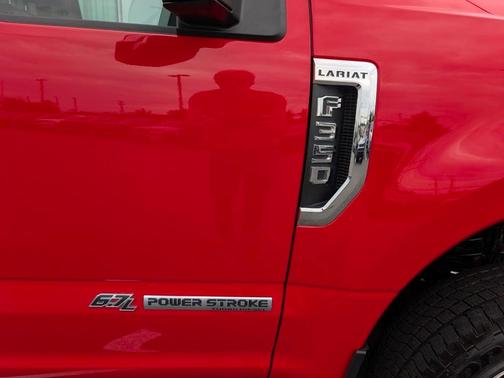 2022 Ford F-350 Lariat Super Duty