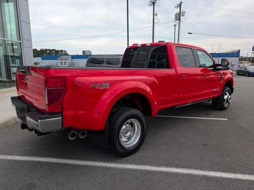 2022 Ford F-350 Lariat Super Duty