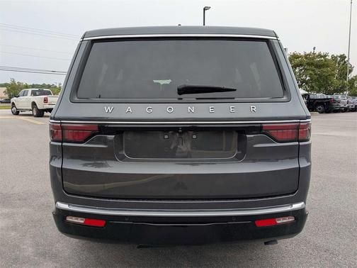 2024 Jeep Wagoneer Base