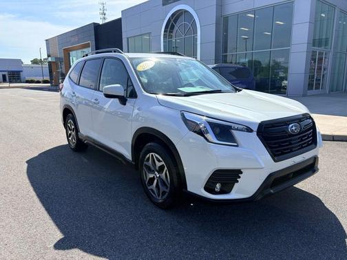 2024 Subaru Forester Premium