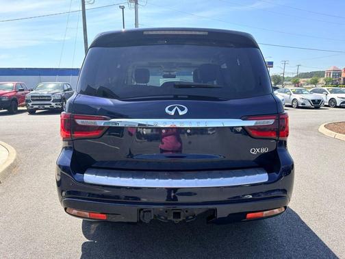 2021 INFINITI QX80 Luxe
