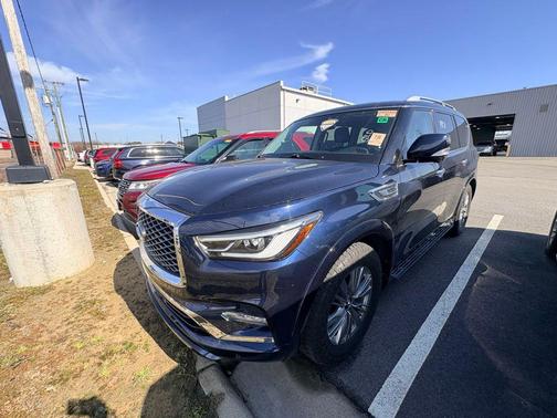 2021 INFINITI QX80 Luxe