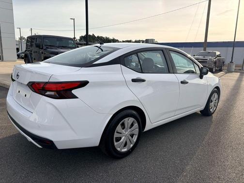 2020 Nissan Versa S