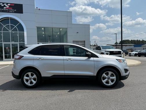 2018 Ford Edge SE