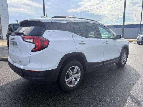 2023 GMC Terrain SLE