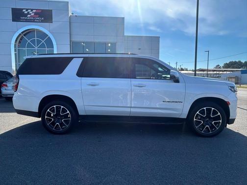 2021 Chevrolet Suburban RST