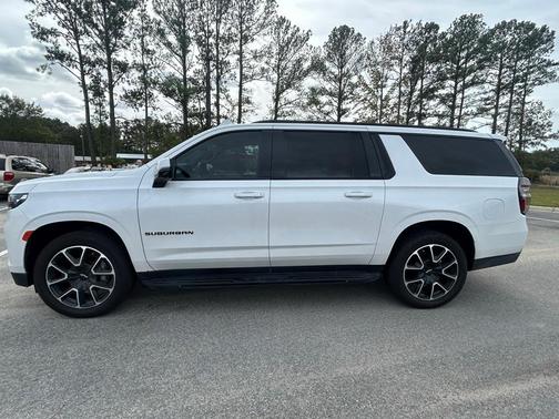2021 Chevrolet Suburban RST