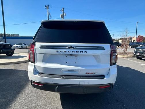 2021 Chevrolet Suburban RST