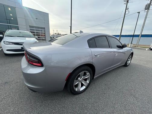 2018 Dodge Charger SXT Plus