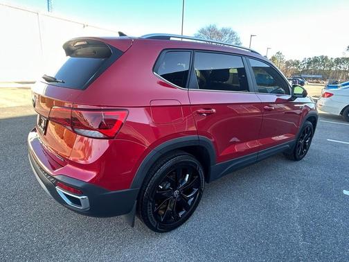 2022 Volkswagen Taos 1.5T SE