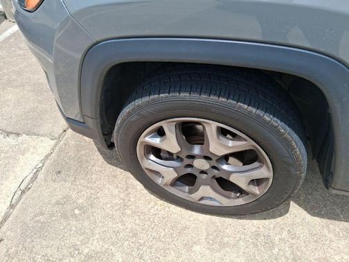 Sting-Gray Clearcoat 2019 Jeep Compass Limited