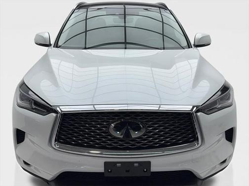 2024 INFINITI QX50 LUXE