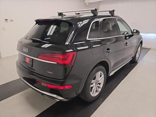 2022 Audi Q5 45 S line Premium