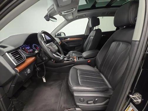 2022 Audi Q5 45 S line Premium