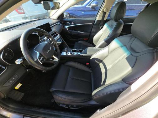 Savile Silver 2025 Genesis G70 2.5T RWD