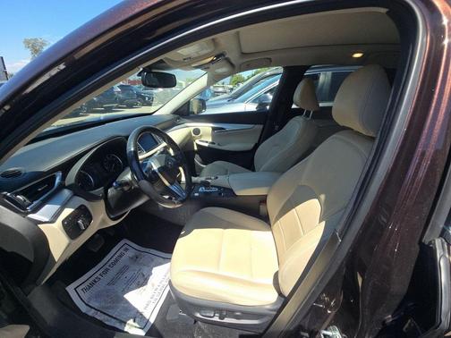 2021 INFINITI QX50 LUXE
