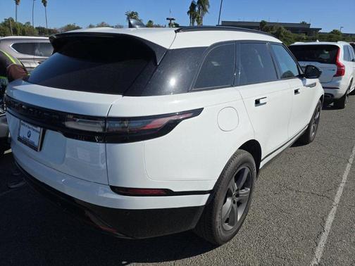 2025 Land Rover Range Rover Velar P250 SE R-Dynamic