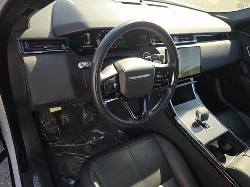 2025 Land Rover Range Rover Velar P250 SE R-Dynamic