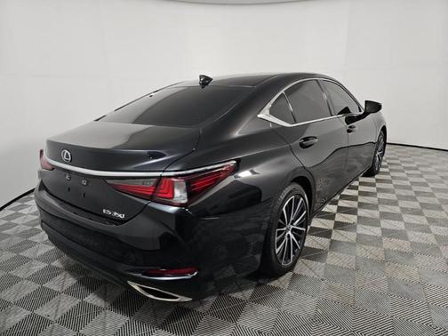 Caviar 2025 Lexus ES 350 Base