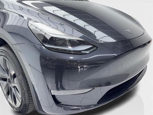 2025 Tesla Model Y Long Range Dual Motor Rear-Wheel Drive