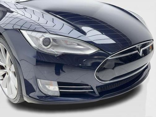 2013 Tesla Model S Performance