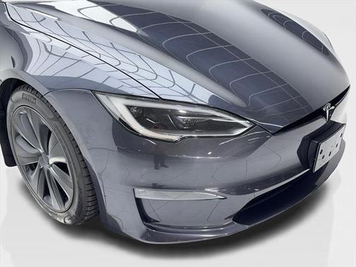 2023 Tesla Model S Plaid