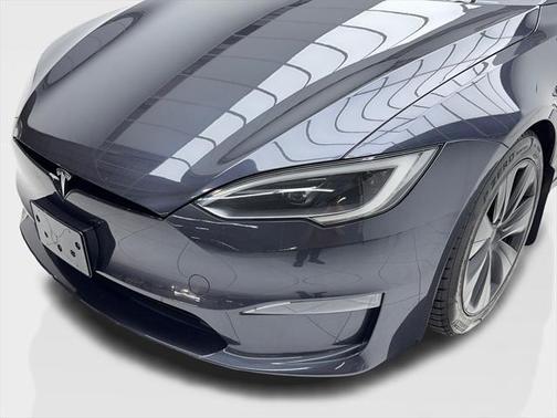 2023 Tesla Model S Plaid