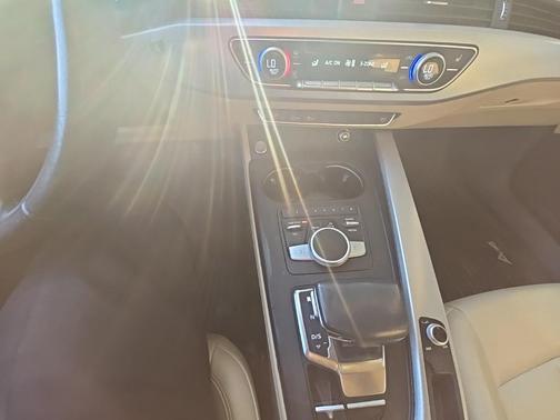2017 Audi A4 2.0T Premium