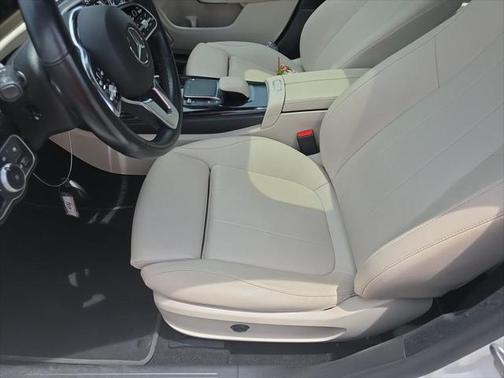 2023 Mercedes-Benz CLA 250 4MATIC