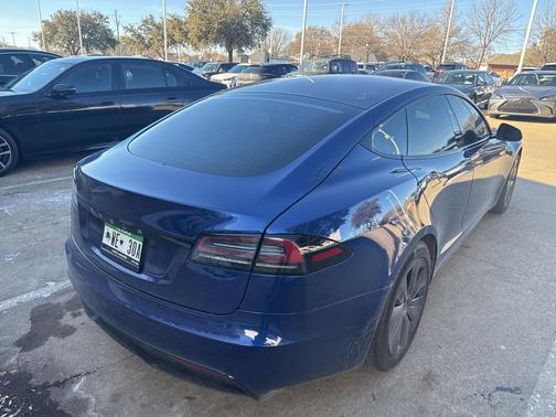 2023 Tesla Model S Base