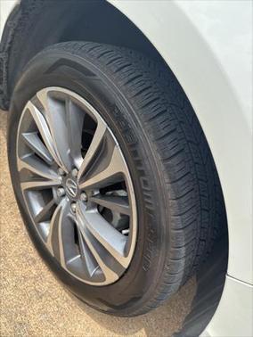 2017 Acura MDX 3.5L w/Technology Package